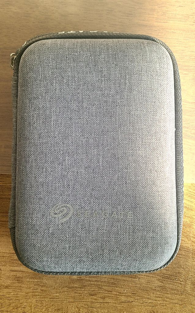 씨게이트 1TB 외장하드 이미지