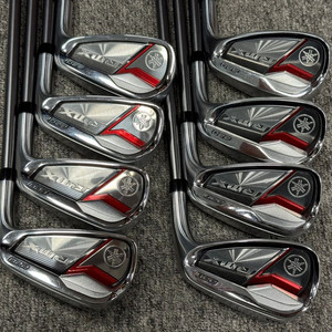 야마하 RMX220 아이언 카본R 8개세트 판매합니다.