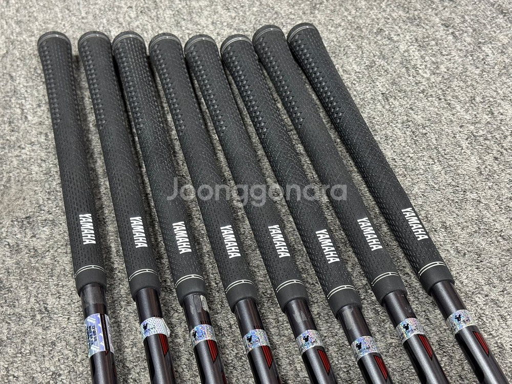 야마하 RMX220 아이언 카본R 8개세트 판매합니다.--4