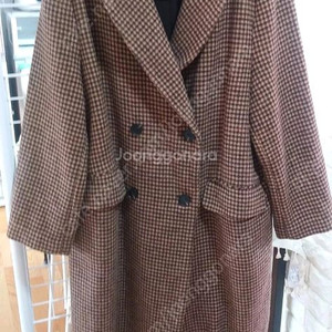 에잇세컨즈 체크 코트 롱코트 프리사이즈 25000원. 상태좋음 예쁨