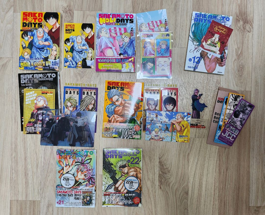 사카모토데이즈 만화책(1~22권+그외2권,미개봉 및 특전 일부)--2