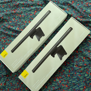 베이어스 모니터 조명