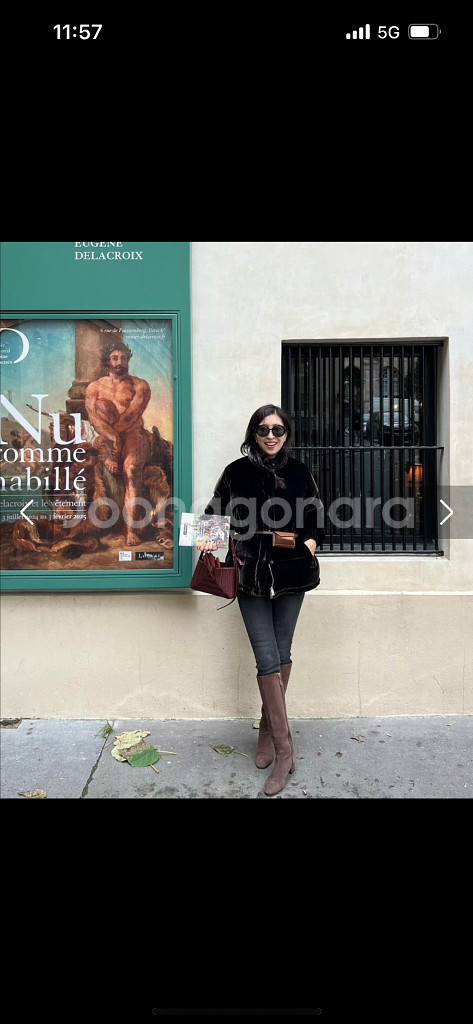 코스모폴리탄줄라이 벨벳 구스 패딩--6