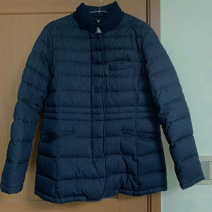 여성 클럽모나코 오리털 누빔 패딩 팝니다.