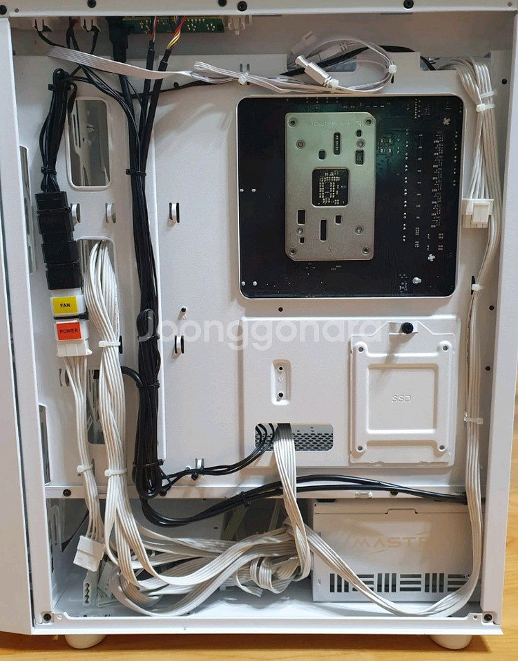 7800x3d rx9070xt 컴퓨터 본체--2