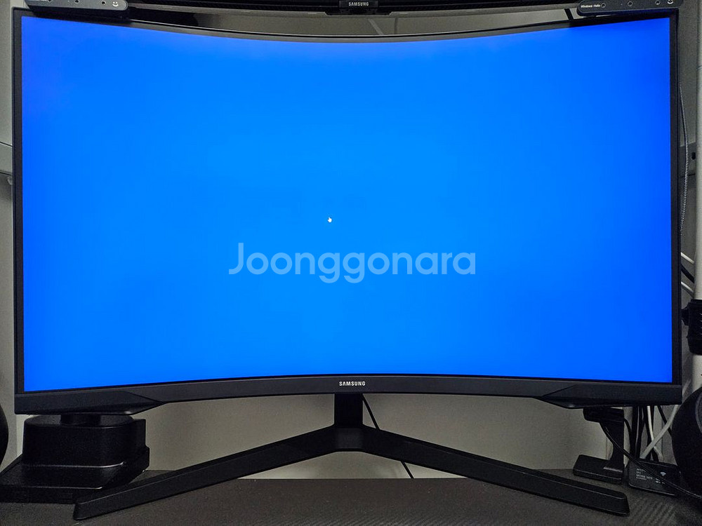 삼성 32인치 게이밍 모니터 144Hz 커브드 + 모니터암--2