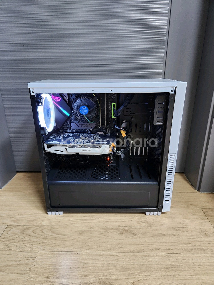 게임 / 사무용 컴퓨터 판매 . [ 매우깨끗 ]--0