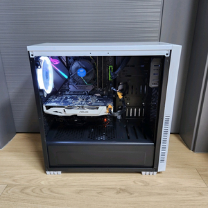 게임 / 사무용 컴퓨터 판매 . [ 매우깨끗 ]