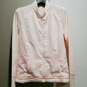 타이틀리스트 여성 바람막이 85