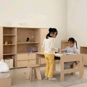 jd홈드레싱 2인용 원목 어린이 책상의자 (책상+의자2+스툴+방석2+키높이+연필꽂이+가방걸이3) 제이디홈드레싱