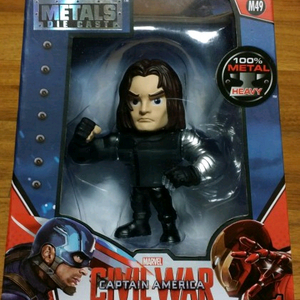 어벤져스 버키메탈 다이캐스트 피규어