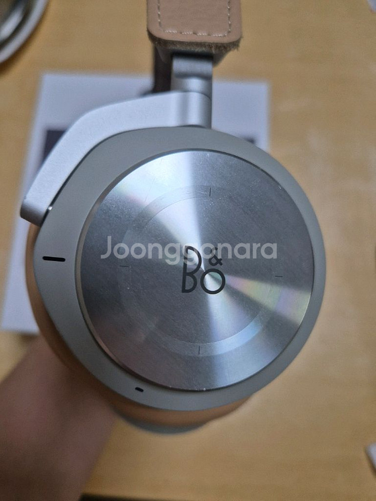 뱅앤올룹슨 베오플레이 h9i 헤드폰 팝니다.--2