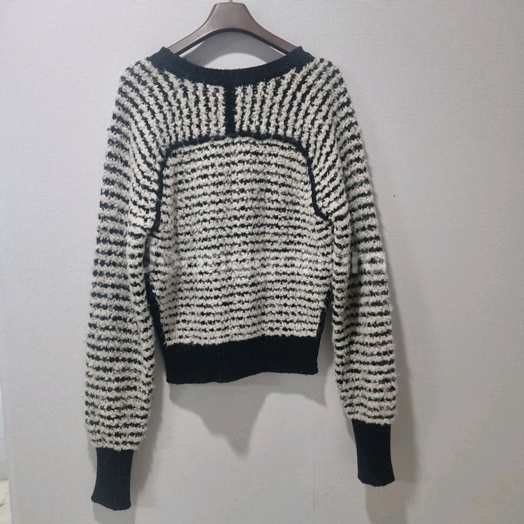 스트라이프 니트 스웨터--5