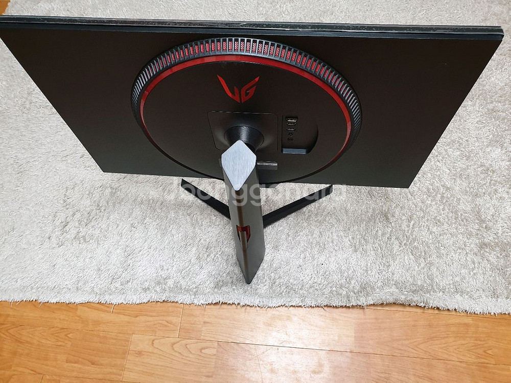 LG 32인치 165HZ 울트라기어 32GN550 게이밍 모니터--1