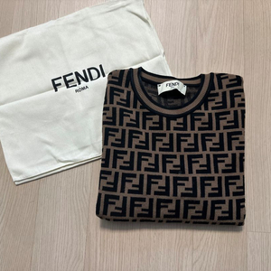 (백화점구매) 펜디 FF 로고 반팔 니트 (가격내림)