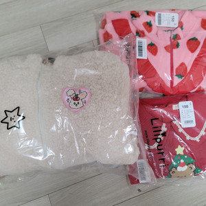 150사이즈 뽀글이 점퍼, 여아 원피스 3벌 세트