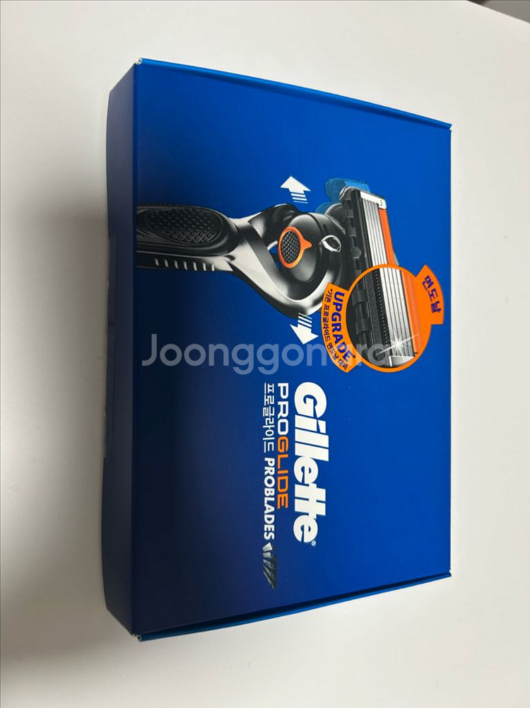 질레트 프로글라이드 핸들 면도날4개--1