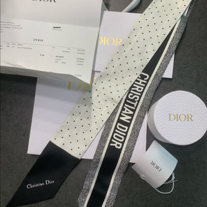 디올 미차 스카프