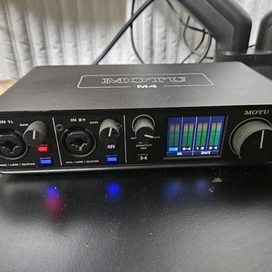 MOTU M4 오디오 인터페이스