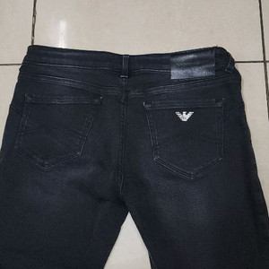 여성 엠포리오 아르마니 블랙진 27