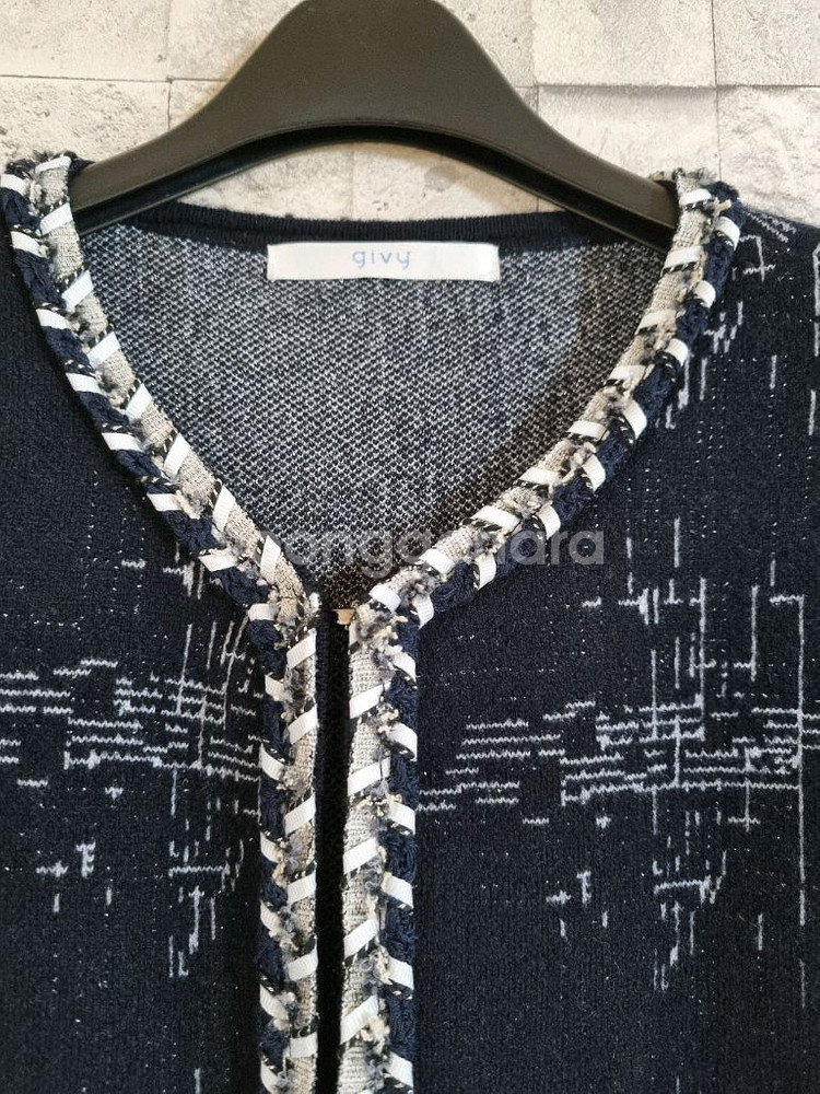 기비 블랙네이비 트위드가디건 자켓--3