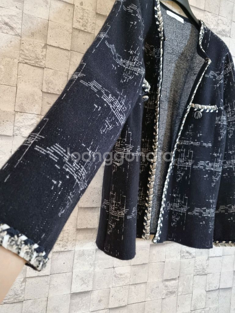 기비 블랙네이비 트위드가디건 자켓--2