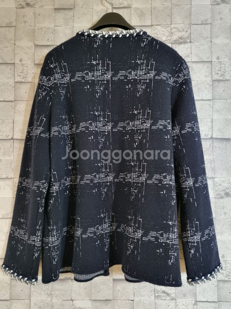 기비 블랙네이비 트위드가디건 자켓--11