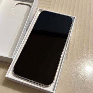 아이폰 14 프로 실버 256기가 북미판 SSS급