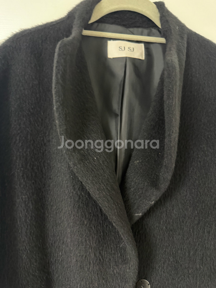sjsj 라마100% 한겨울용 블랙 코트 팔아요 66가능--1