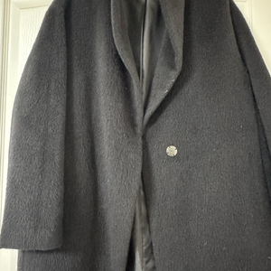 sjsj 라마100% 한겨울용 블랙 코트 팔아요 66가능