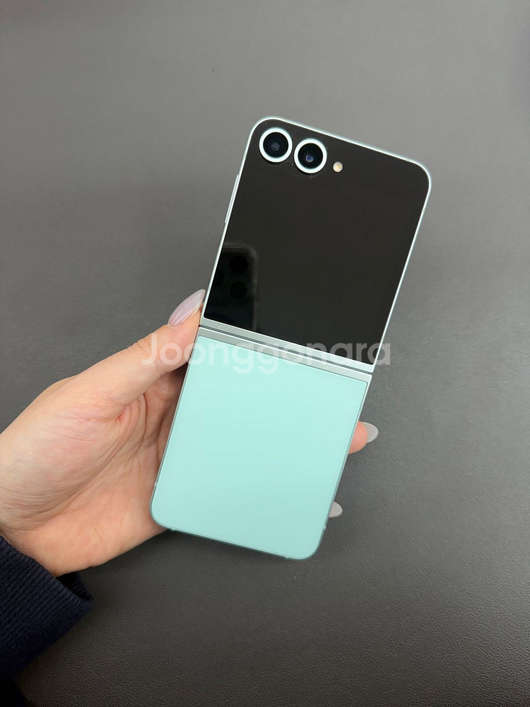 대전중고폰) 갤럭시 Z플립6 민트 256G 판매합니다 081617--0