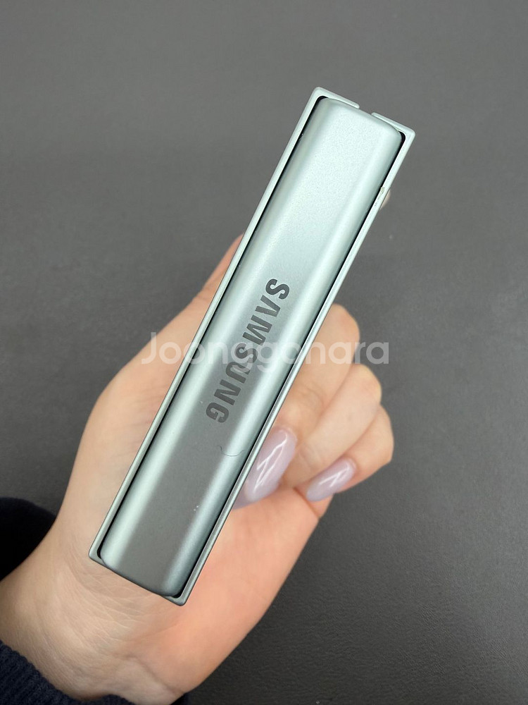 대전중고폰) 갤럭시 Z플립6 민트 256G 판매합니다 081617--1