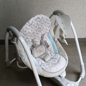 미국산 최고급 명품 아름다운 음악이 나오며 전동되는 인제뉴이티 바운서. 수도권 전철역 전지역 및 대전권 무료배달됩니