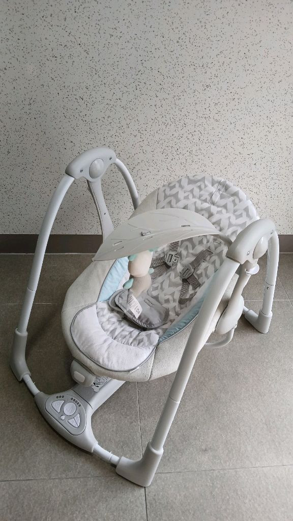 미국산 최고급 명품 아름다운 음악이 나오며 전동되는 인제뉴이티 바운서. 수도권 전철역 전지역 및 대전권 무료배달됩니--1