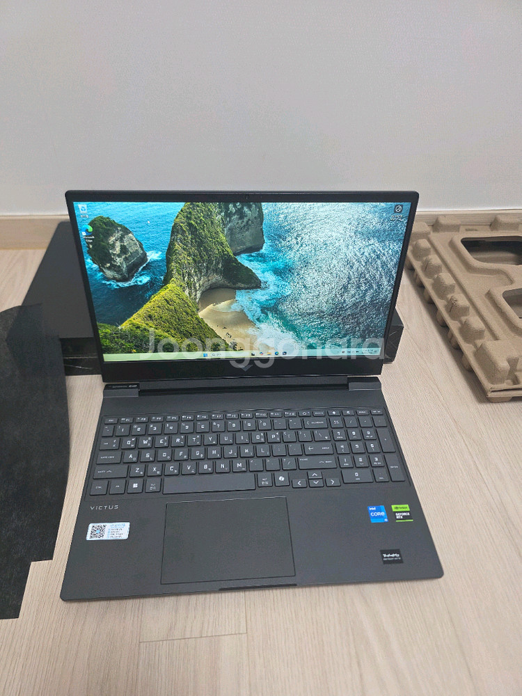 HP 빅터스15 게이밍노트북 i5-13세대 , RTX3050--1