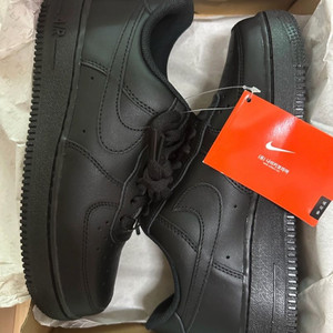 나이키 에어포스 블랙 240 미시착 새상품