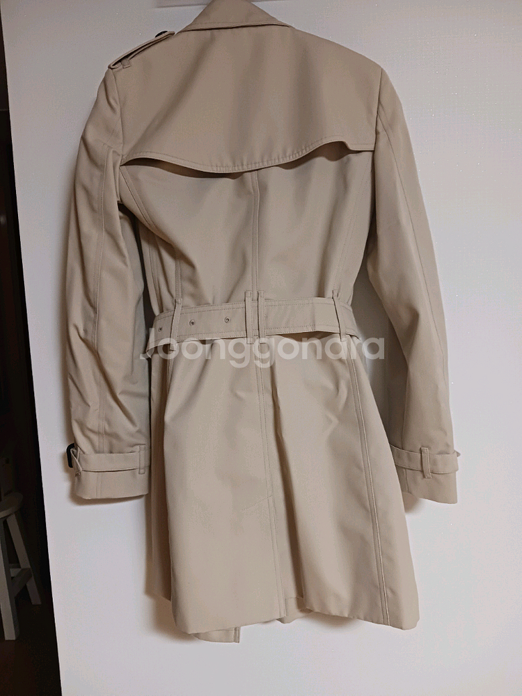 버버리 트렌치코트 (44~정55 새옷)--1