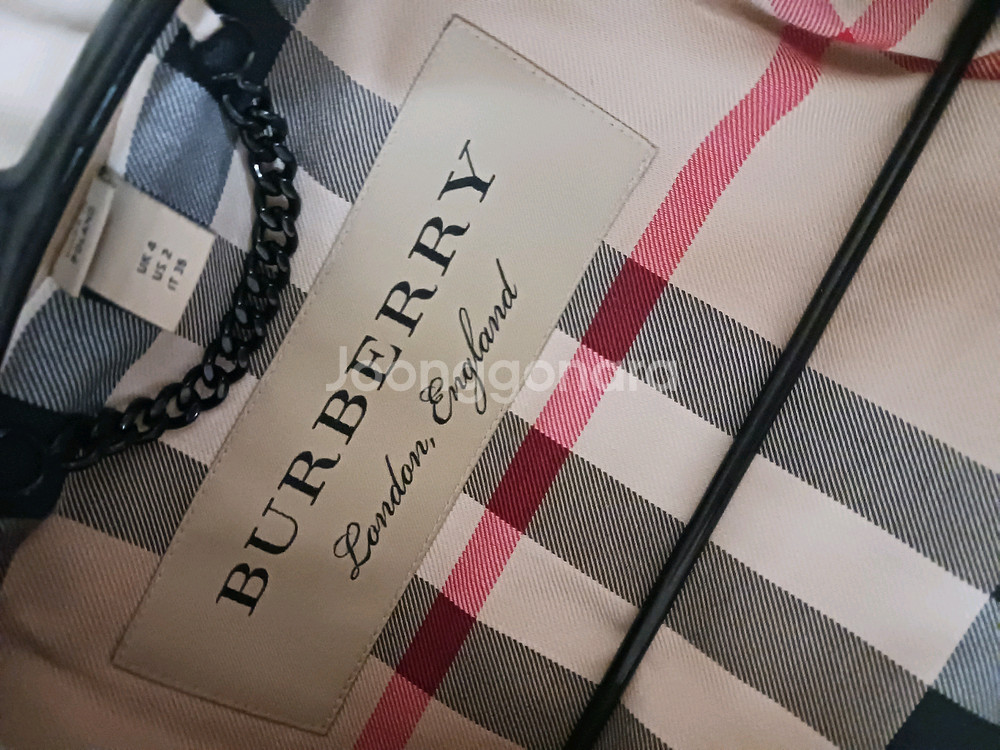 버버리 트렌치코트 (44~정55 새옷)--2