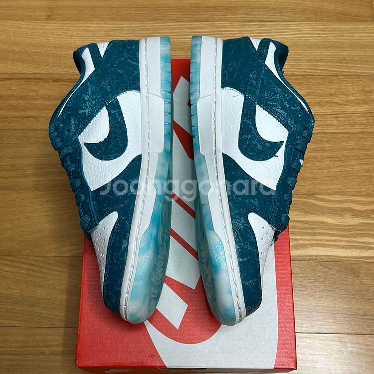 나이키 덩크 로우 오션 240 사이즈 스니커즈 DV3029-100 새제품 팝니다. 운동화--2