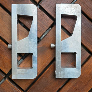 그랜드카니발 루프 어닝브러켓