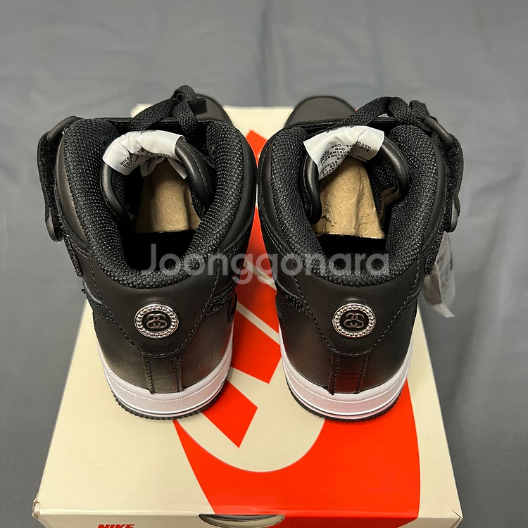 나이키 스투시 에어포스 미드 블랙 230 새제품 팝니다. DJ7840-001 스니커즈 운동화--4