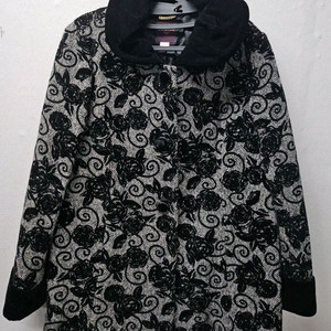 주비드 플라워 패턴 블랙 코트 88