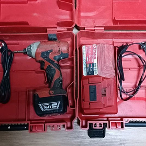 계양 충전 임팩드라이버 2대 일괄 판매해요