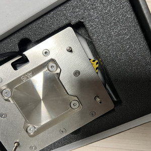 ekwb 벨로시티2 am5 cpu워터블럭 팝니다.