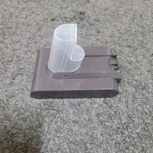 다이슨 V6 무선청소기 호환용 대용량 배터리 (새상품)(5800mah)
