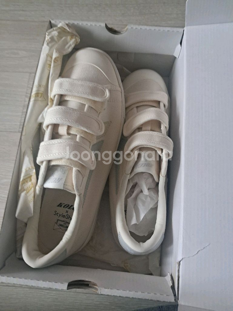 코오롱스포츠 키즈 운동화 240--0