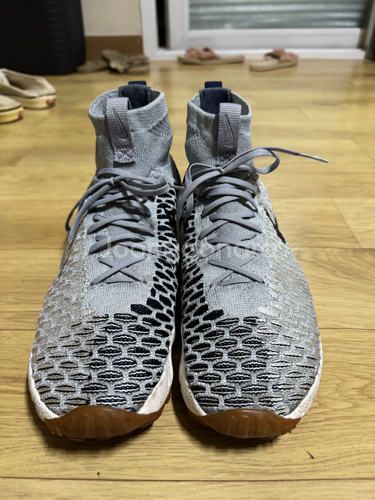 [265] 나이키 플라이니트 풋스케이프 마지스타 울프그레이--1