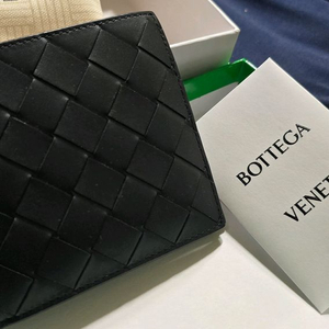 25SS 보테가베네타 인트레치아토 반지갑 블랙
