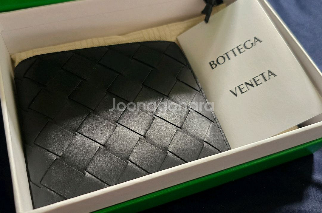 25SS 보테가베네타 인트레치아토 반지갑 블랙--1