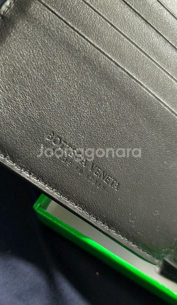 25SS 보테가베네타 인트레치아토 반지갑 블랙--6